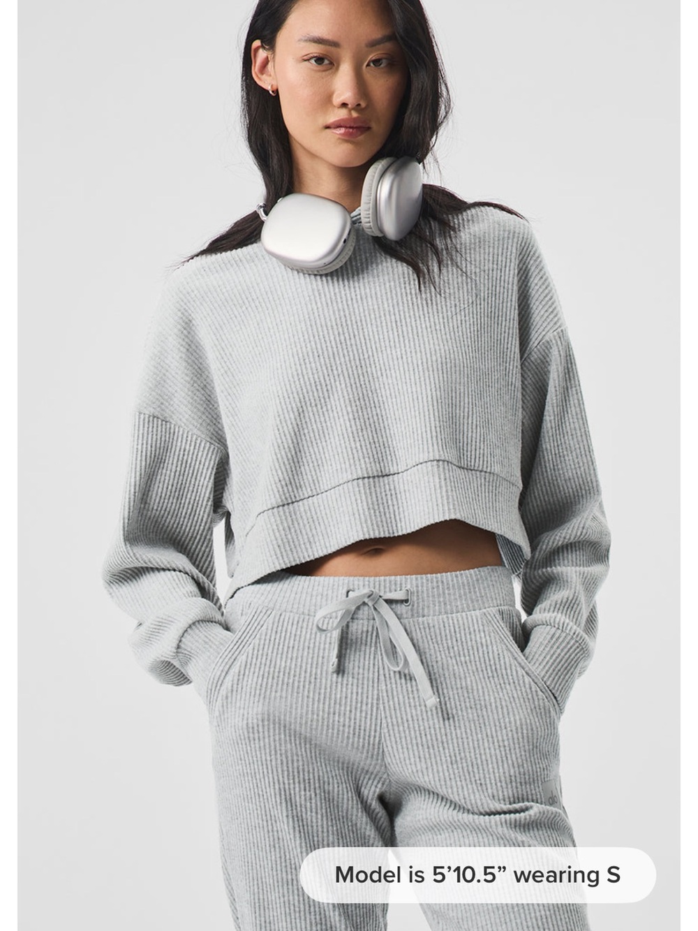 ALO Yoga Cropped Ribbed Crew Sweater - Light Gray